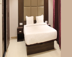 Super Deluxe King Bed